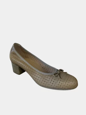 Paar-ženske-cipele-35303-01